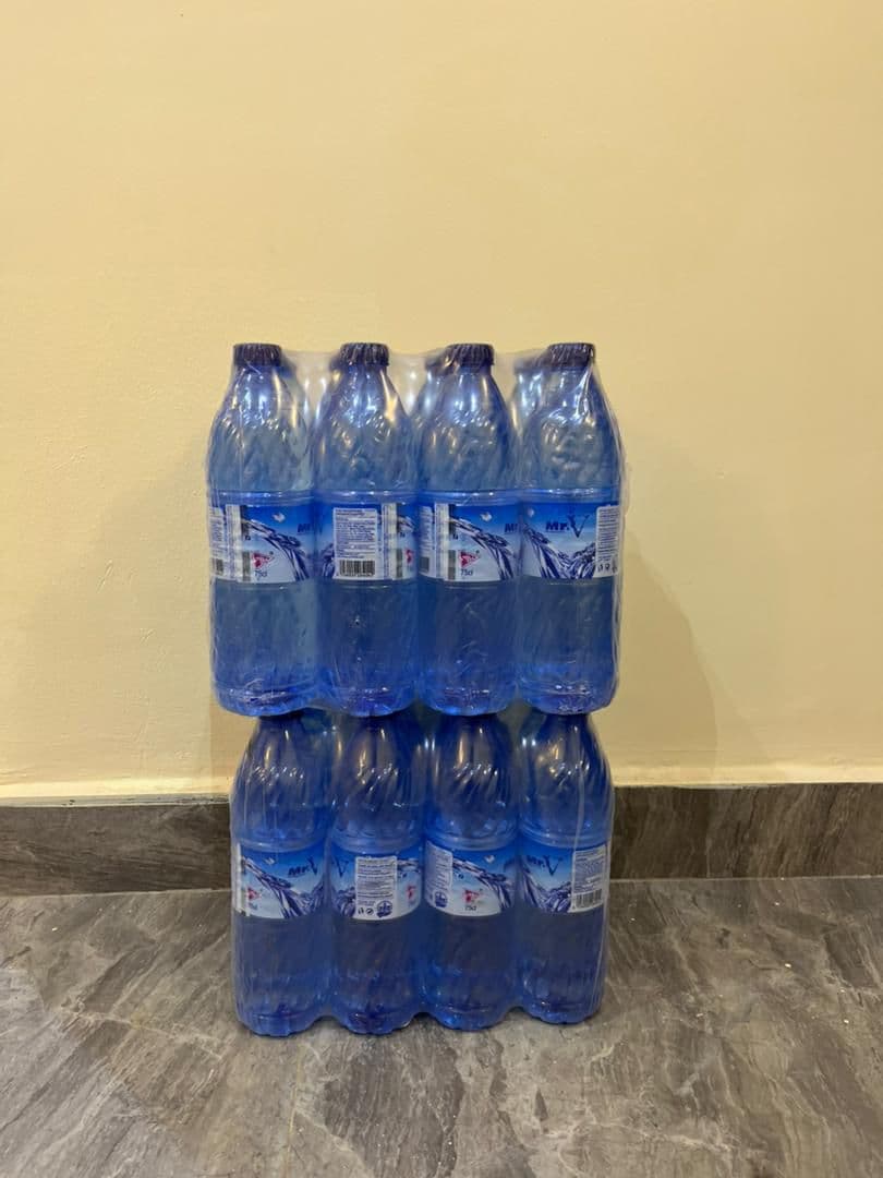 Mr V table water
